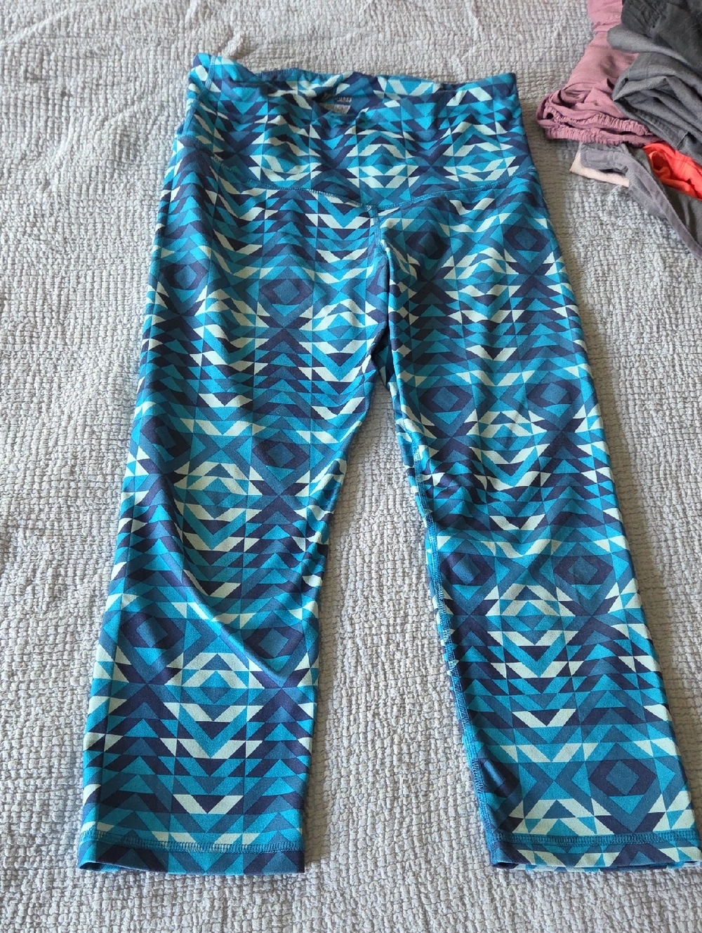 Old Navy Blue Teal Geometric Print Capri Leggings W/Top